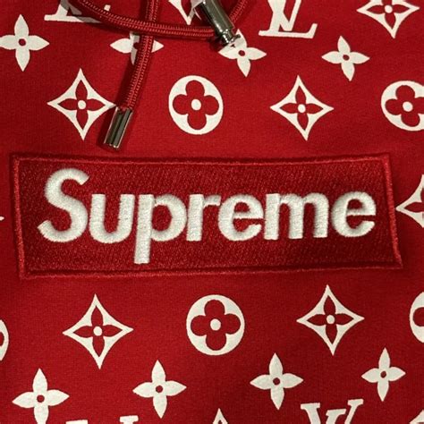 felpa gucci louis vuitton|How Louis Vuitton x Supreme Took Off: Exclusive .